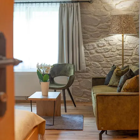 Alpenrose ホテル 3*