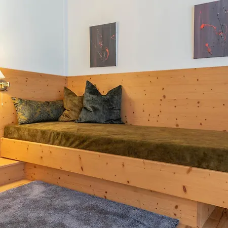 Alpenrose ホテル 3*