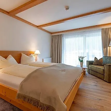 Alpenrose Hotel