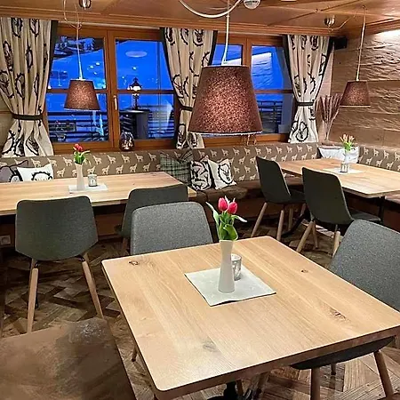 Hotel Alpenrose