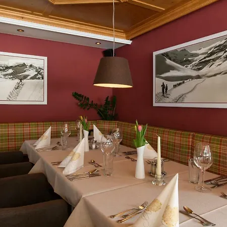 Otel Alpenrose Gargellen